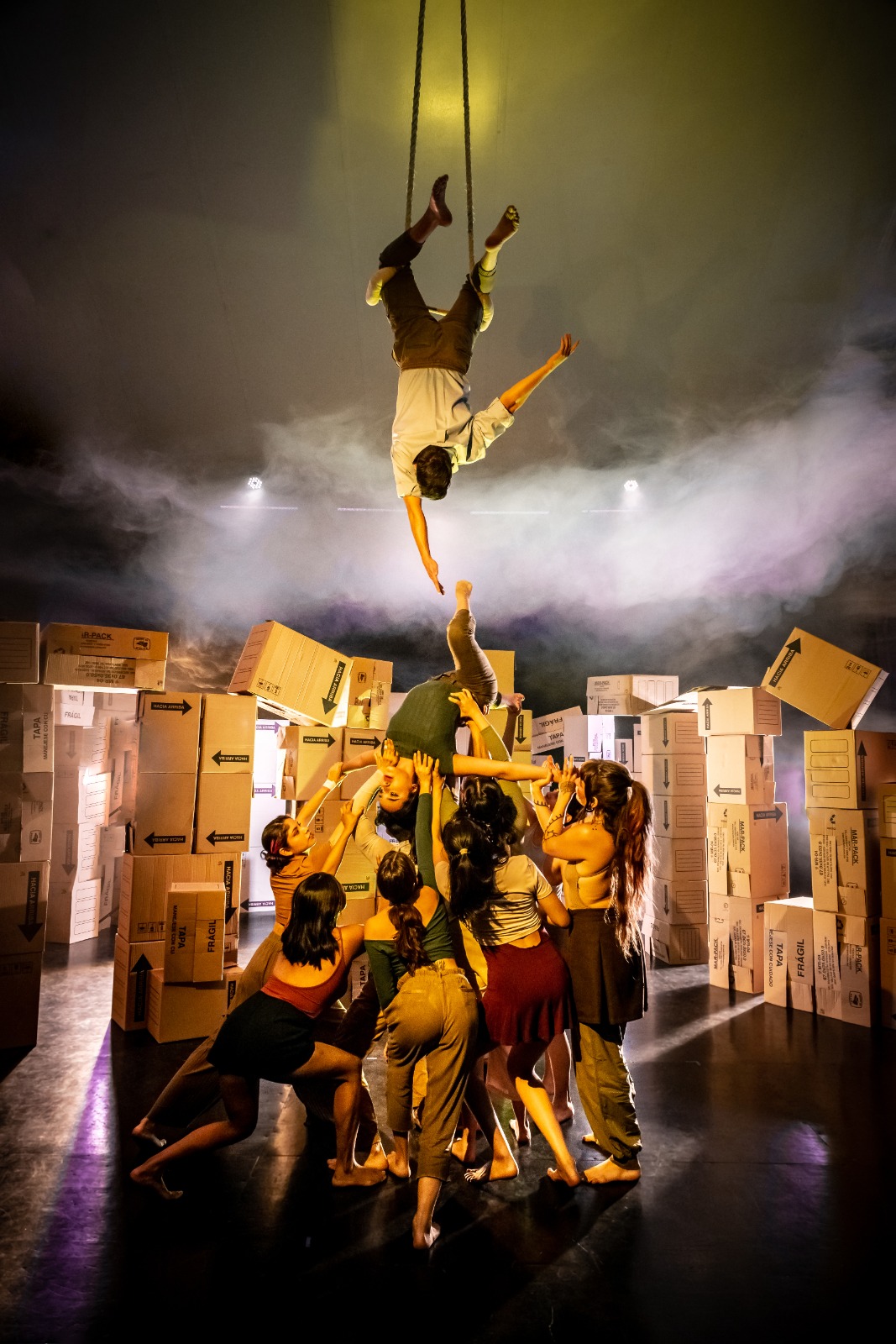 Circo y Reflexión: ‘Momo’ Te Espera para Descubrir el Tiempo Robado