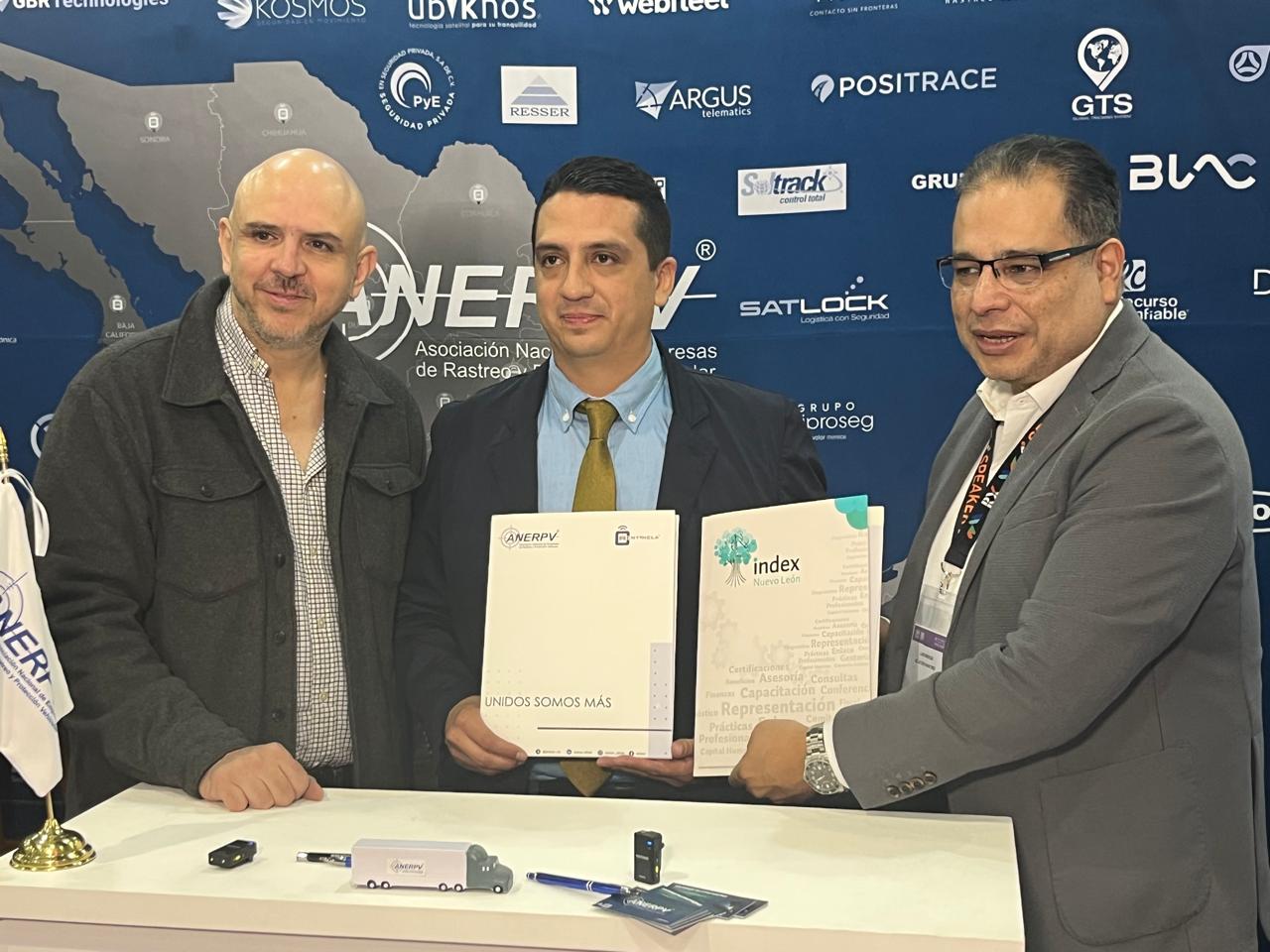 BLINDAN CONTRA ROBO DE CAMIONES A EMPRESAS EXPORTADORAS DEL CLUSTER INDEX EN MONTERREY Y ARMADORAS AUTOMOTRICES DE GUANAJUATO