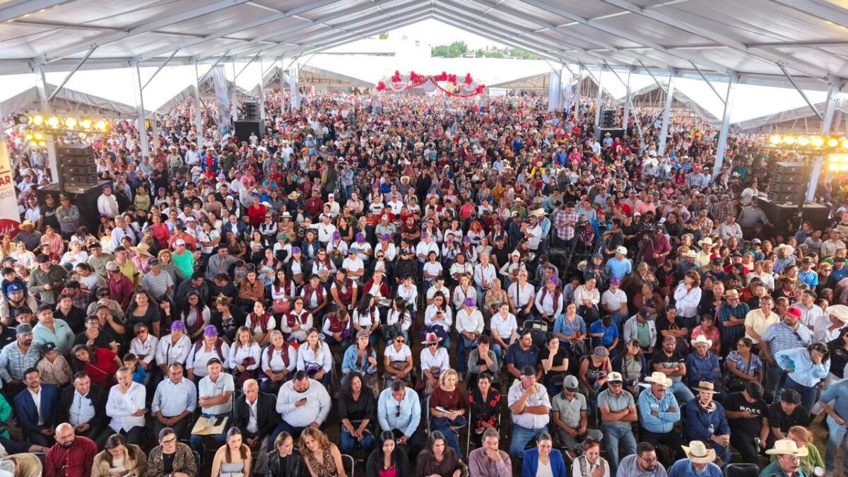Asistentes al Foro Bienestar para Todas y Todos realizado en Fresnillo